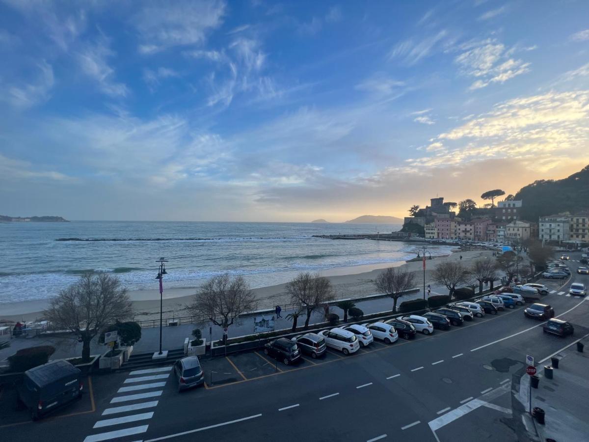 Trilocale Seaside - San Terenzo, Lerici Apartment Екстериор снимка